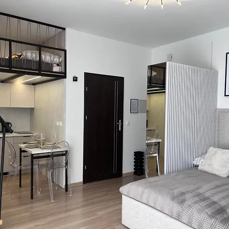 Apartment Bb W Centrum Z Antresola *