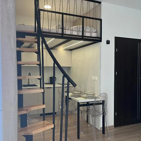 Lejlighed Bb W Centrum Z Antresola