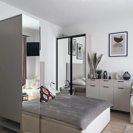 Bb W Centrum Z Antresola Lejlighed *