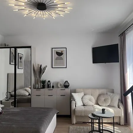 Bb W Centrum Z Antresola Lejlighed *